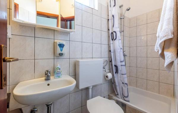 Ferienwohnung Apartman Ante Zvecanje Exterior foto